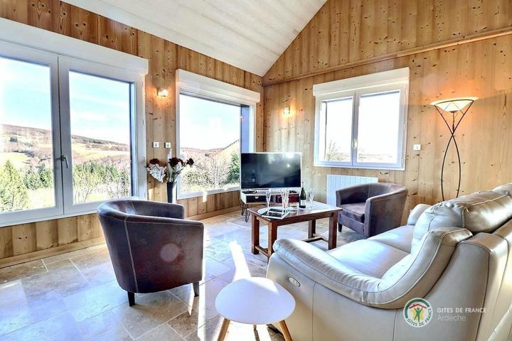 Le salon très confortable