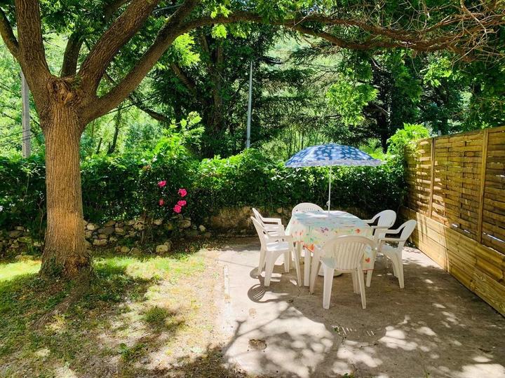 Jardin cloture avec vue