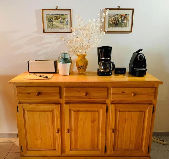 Espace petit déjeuner / Toaster / Centrifugeuse / Cafe filtre / Cafe capsule - Nespresso