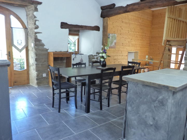 gite d'étape et de séjour la ferme du fourre sablieres cuisine commune aux 3 chambres