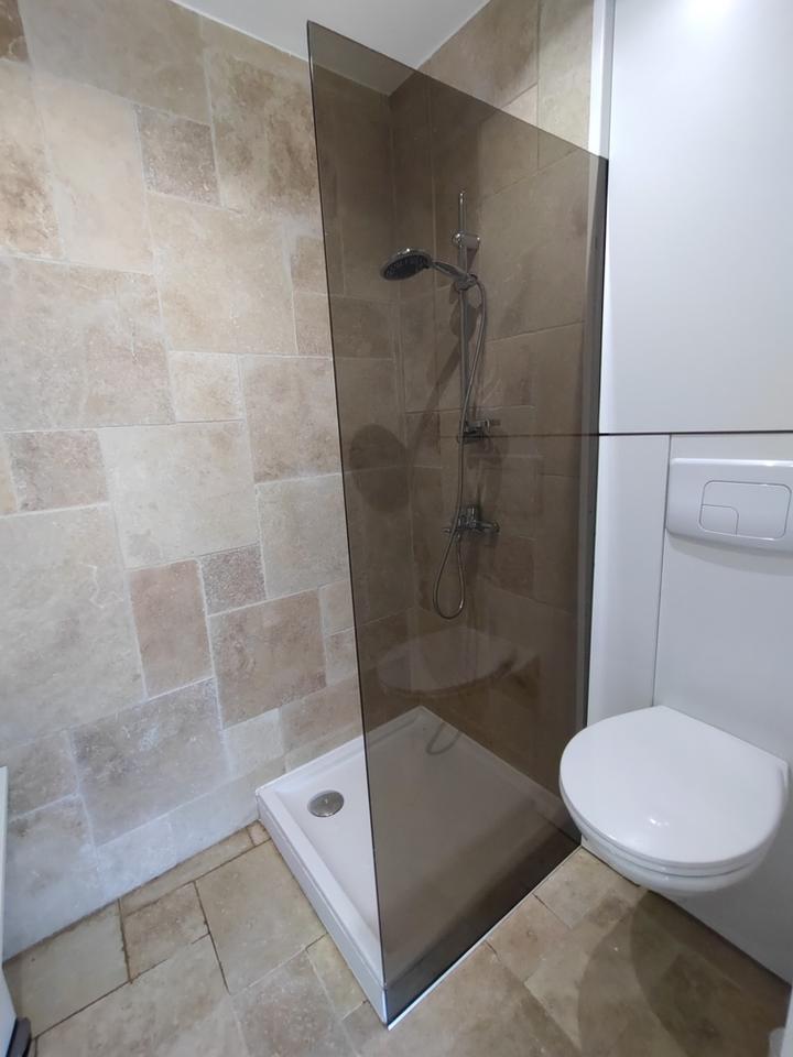 Studio - Douche wc.JPG Studio - Douche WC