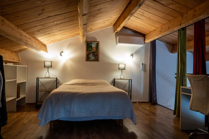 Vanille-chambre 1 vue d'ensemble Vanille-chambre 1 vue d'ensemble-Barnas©Sources & Volcans