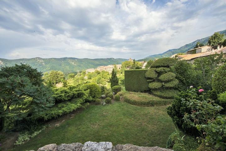 l'oustau de péquéti laboule ardeche