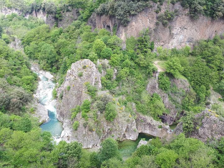 Via ferrata-Chaussée de géants