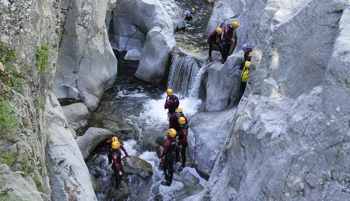 Gourgas avec GEO GEO canyoning
