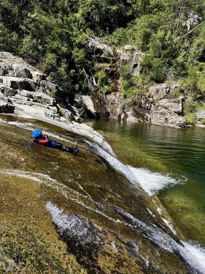 Descente du canyoning du Bas Chassezac en Ardèche
