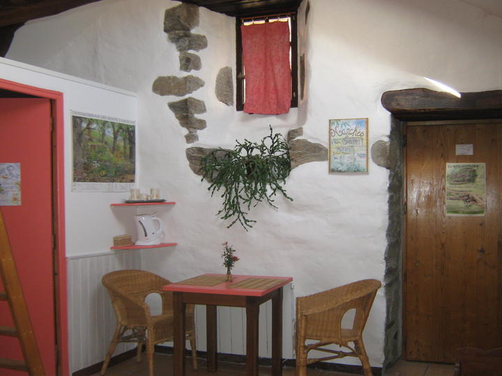 chambre familiale avec sanitaire privé la ferme du fourre sablieres cevennes d'ardèche