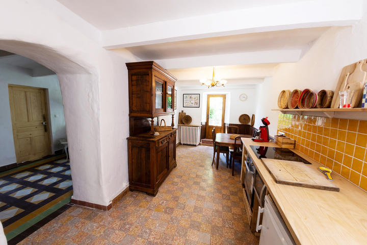 Séjour Cuisine avec petit salon