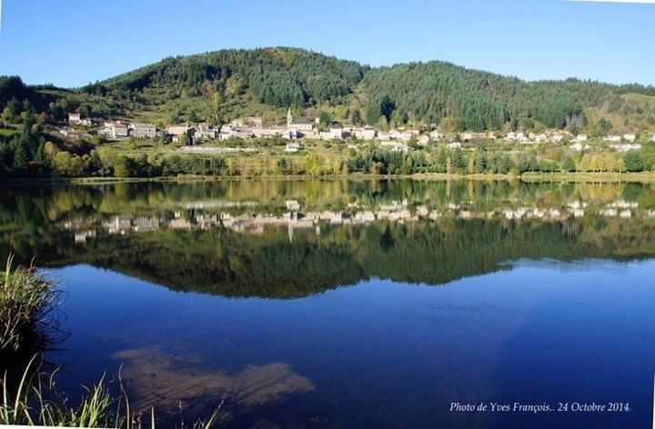 St Martial et son lac