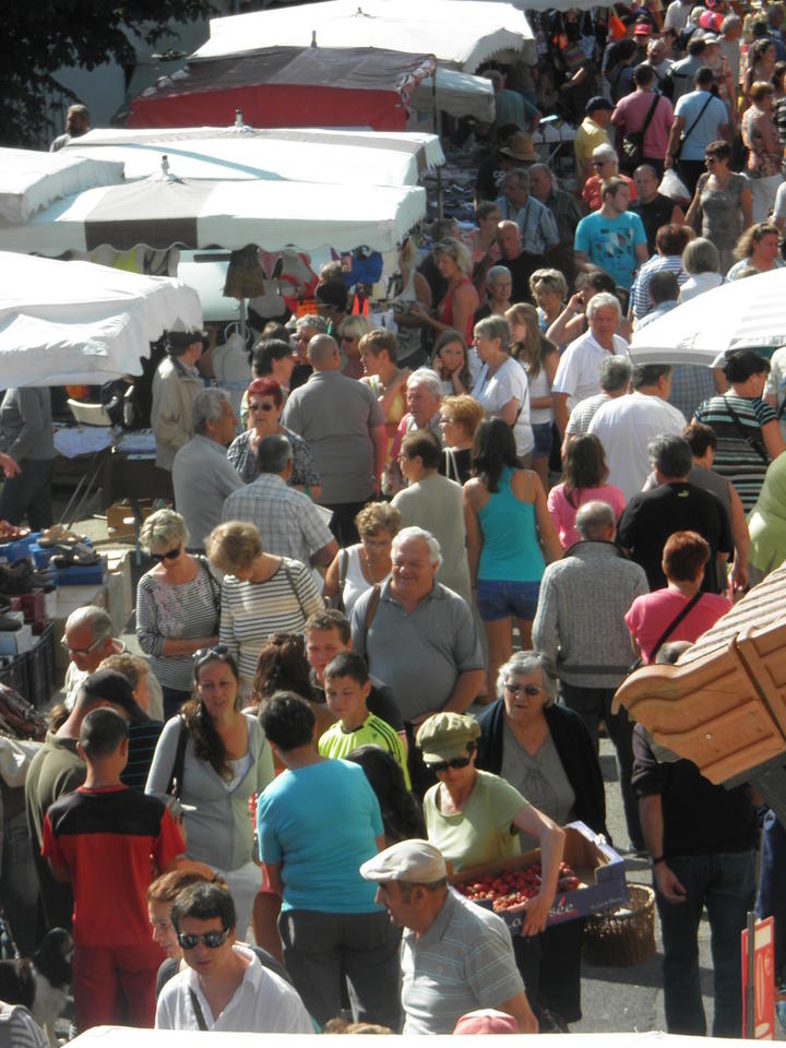 Marché Coucouron Marché hebdomadaire du mercredi à Coucouron