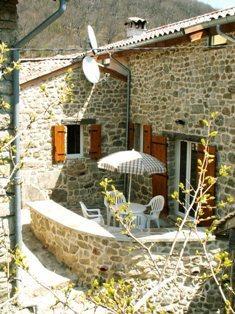 2005_04_28_facade_05