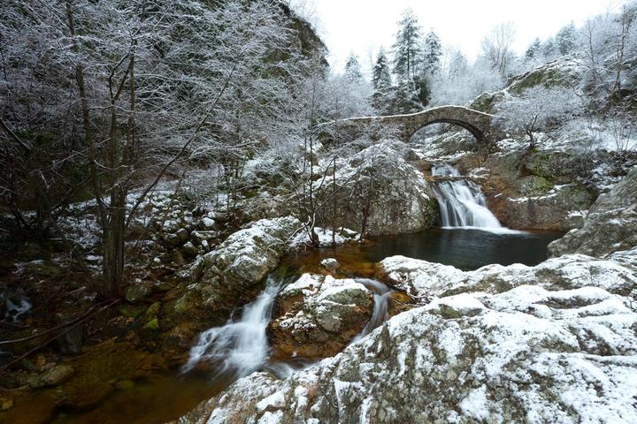 Jaujac - Le Pont Romain-2 ©S.BUGNON Jaujac - Le Pont Romain-2 ©S.BUGNON