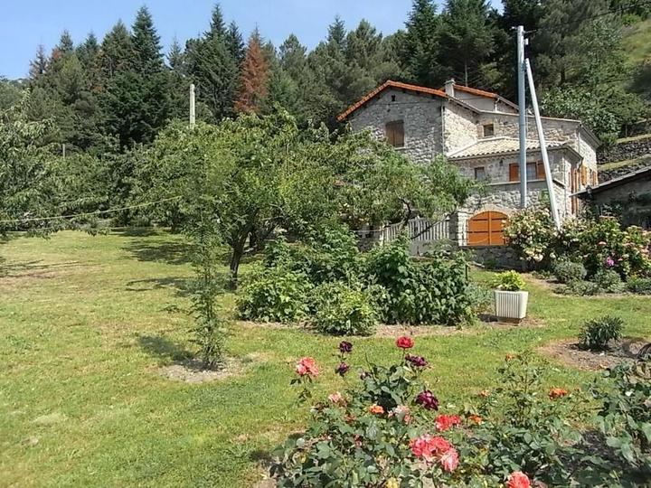 Le jardin fleuri pour vous détendre