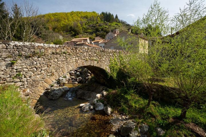 Barnas - Centre village ©S.BUGNON Barnas - Centre village ©S.BUGNON