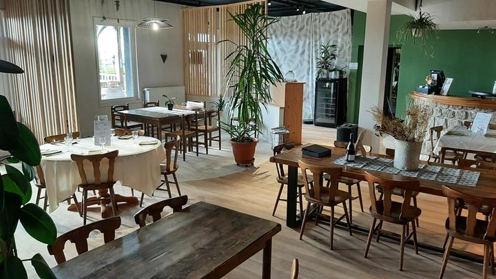 Aux Portes des Légendes Aux Portes des Légendes