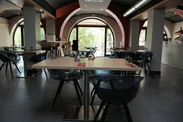 terrasse des thermes