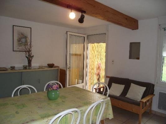 maison le plagnal 07590 séjour