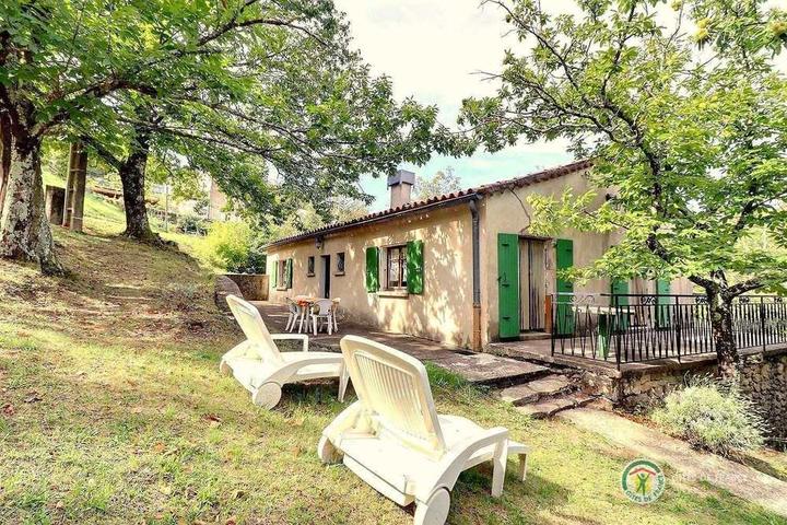 Le gîte et ses extérieurs