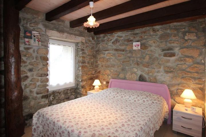 chambre 9 m ² rez de chaussée