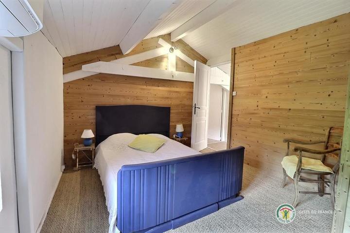 Chambre 5 à l'étage 2e partie de la maison