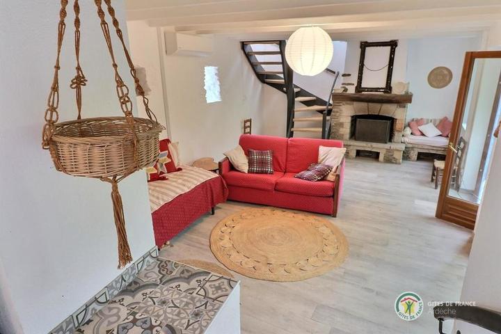 Le salon 2e partie de la maison