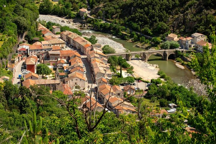 Pont de Labeaume - Le Village ©S.BUGNON Pont de Labeaume - Le Village ©S.BUGNON