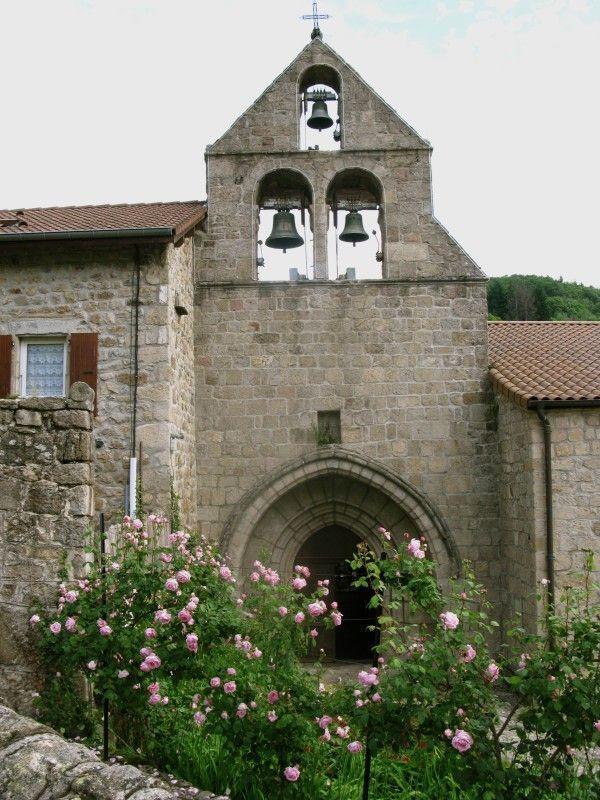 Un patrimoine culturel à découvrir. Eglises, châteaux, abbayes, fermes authentiques...