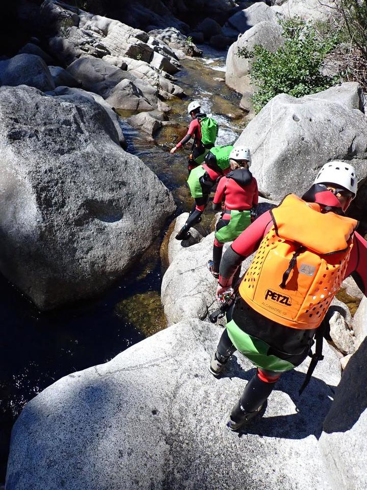 Descente du canyoning du Bas Chassezac en Ardèche