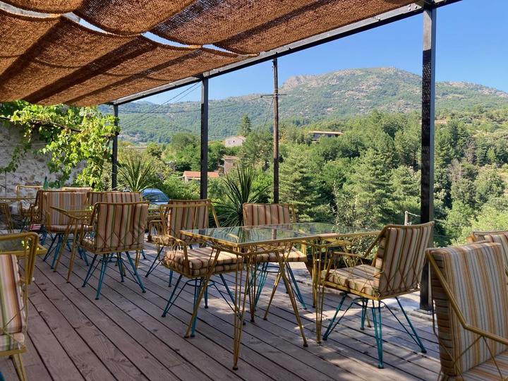 IMG_0972.jpeg Terrasse ombragée avec vue imprenable sur le Tanargue