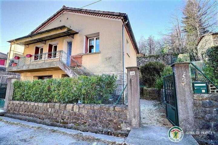 Maison indépendante avec espace extérieur privé