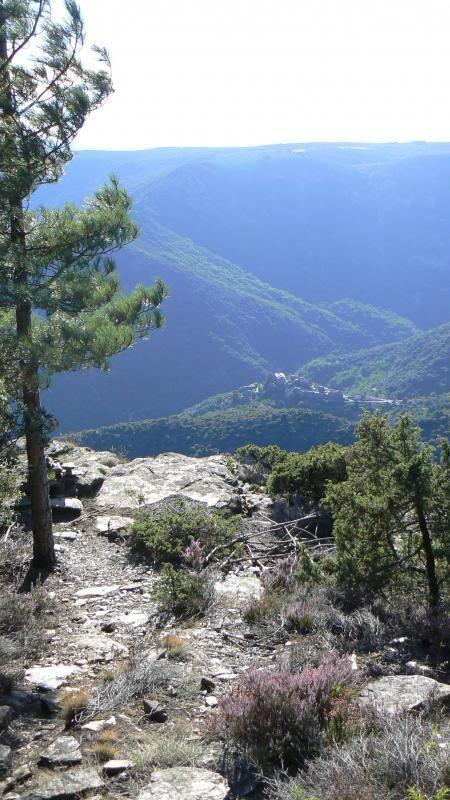 sur le chemin de Thines