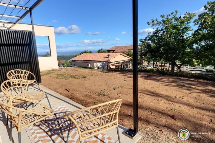 Petite terrasse privative