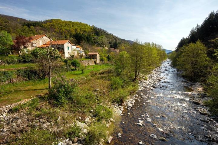 Barnas - L'Ardèche à Barnas ©S.BUGNON Barnas - L'Ardèche à Barnas ©S.BUGNON