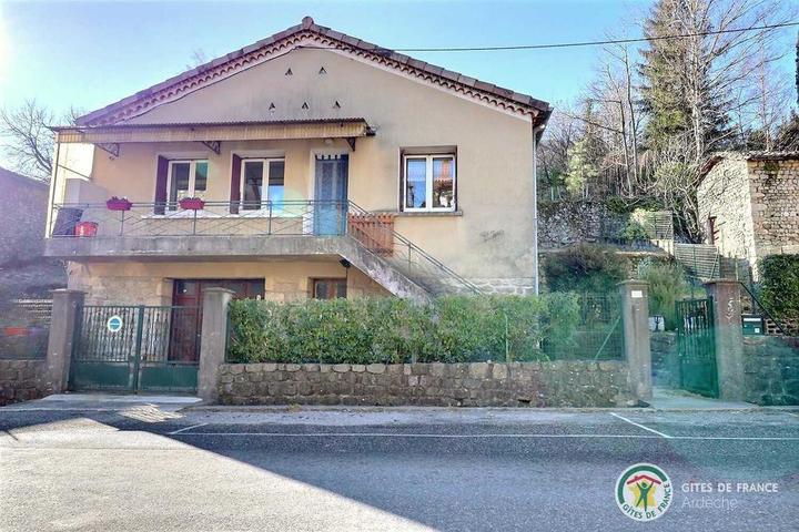 Maison indépendante avec espace extérieur privé