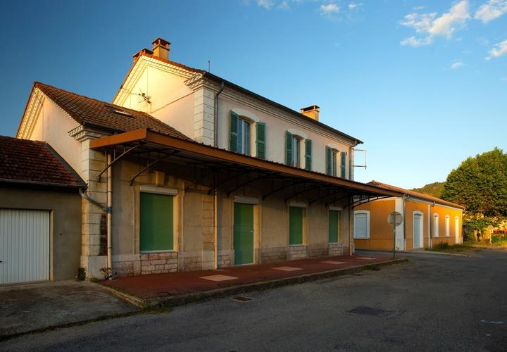 Lalevade - L'ancienne gare ©S.BUGNON Lalevade - L'ancienne gare ©S.BUGNON
