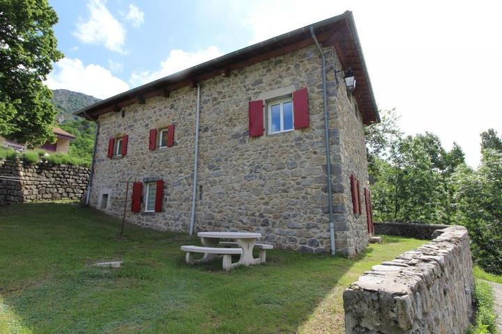 La maison avec ses 3 gîtes