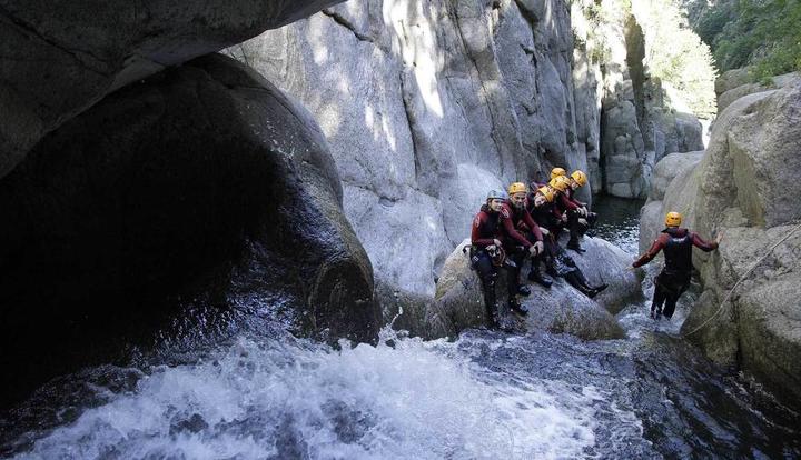 Gourgas avec GEO GEO canyoning